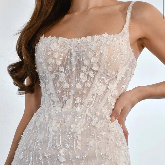 Martina Liana 510 designer Women's Wedding Dress Size 8 (USA 6) with veil - Picture 10 of 16